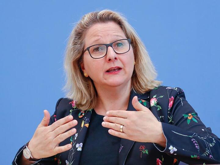 Bundesumweltministerin Svenja Schulze hofft darauf, dass die Corona-Krise die Bereitschaft zum Klima- und Umweltschutz erhöht.