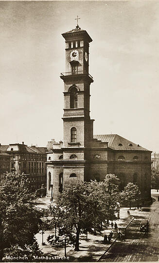 Die spätklassizistische Matthäuskirche in der Sonnenstraße in den 30er Jahren: Auf Drängen Adolf Hitlers hatte NSDAP-Gauleiter Adolf Wagner im Juni 1938 den Abriss der Kirche befohlen - angeblich um die Sonnenstraße verbreitern zu können.
