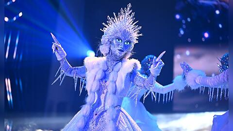 Die Eisprinzessin konnte mit ihrer Performance bei "The Masked Singer" überzeugen. Unter dem Kostüm verbarg sich eine bekannte Rocksängerin.