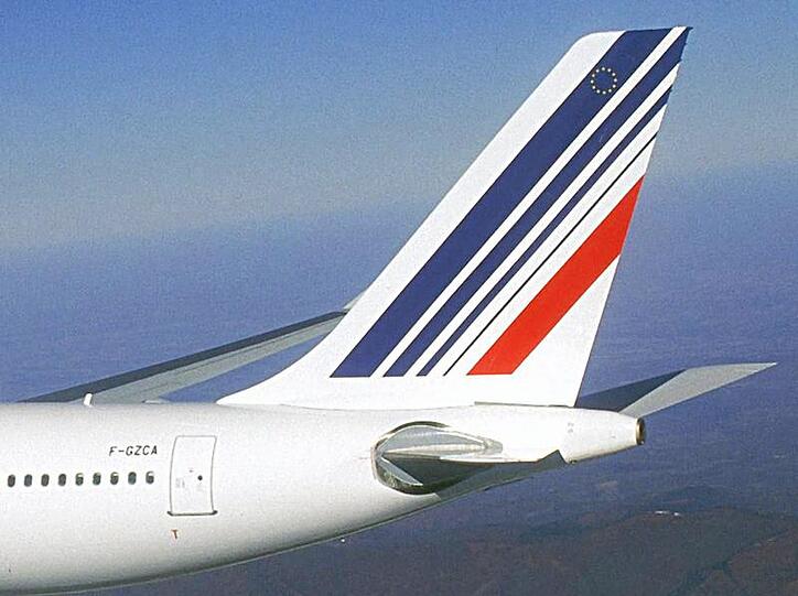 Die Heckflosse einer Air-France-Maschine vom Typ Airbus A330-200