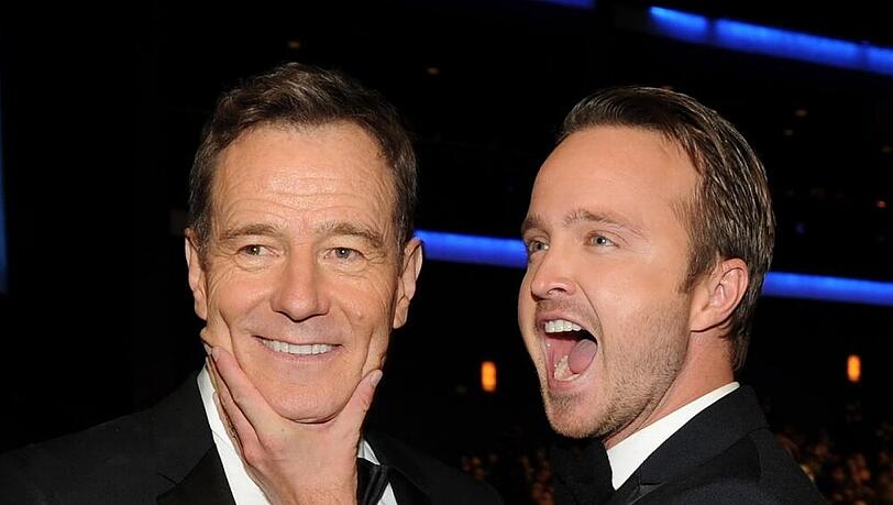 Hat auch ohne Feinripp-Unterhose allen Grund zu lachen: Bryan Cranston (l.), hier mit Kollege Aaron Paul Hat auch ohne Feinripp-Unterhose allen Grund zu lachen: Bryan Cranston (l.), hier mit Kollege Aaron Paul