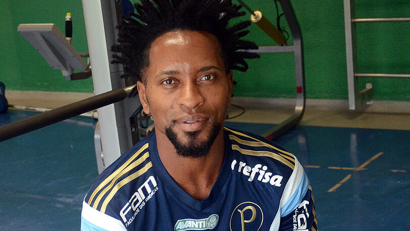 Zé Roberto beendete im ALter von 43 Jahren seine Profi-Laufbahn.