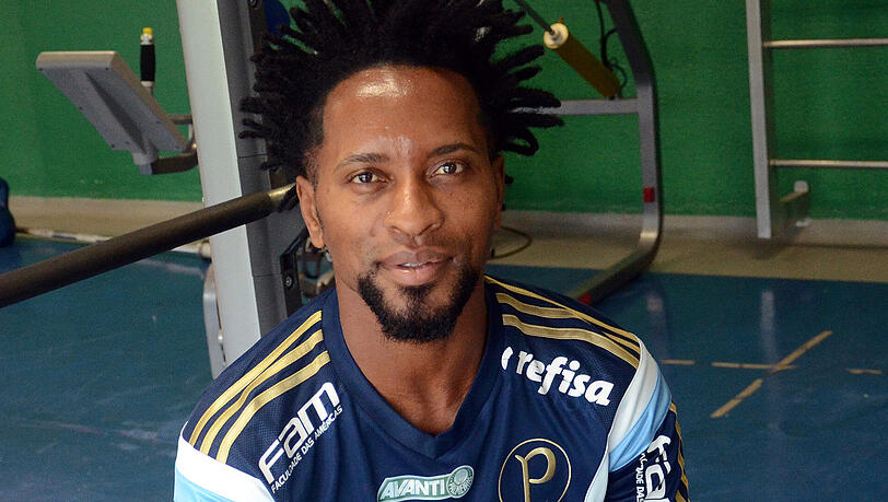 Zé Roberto beendete im ALter von 43 Jahren seine Profi-Laufbahn.