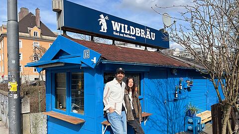Baris Salman (26) und Anabel Mihaljevic (22) wollen den Kiosk zum Treffpunkt machen.