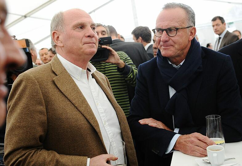 Gute Laune bei Uli Hoeneß: Die Bilder von der Grundsteinlegung für das Nachwuchsleistungszentrum am Freitag.