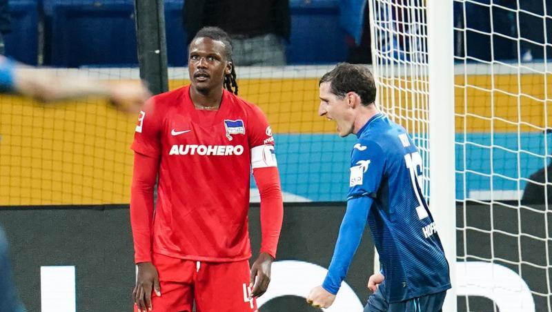 Sebastian Rudy (r) sorgte für den Endstand beim Hoffenheimer Sieg gegen Hertha BSC.