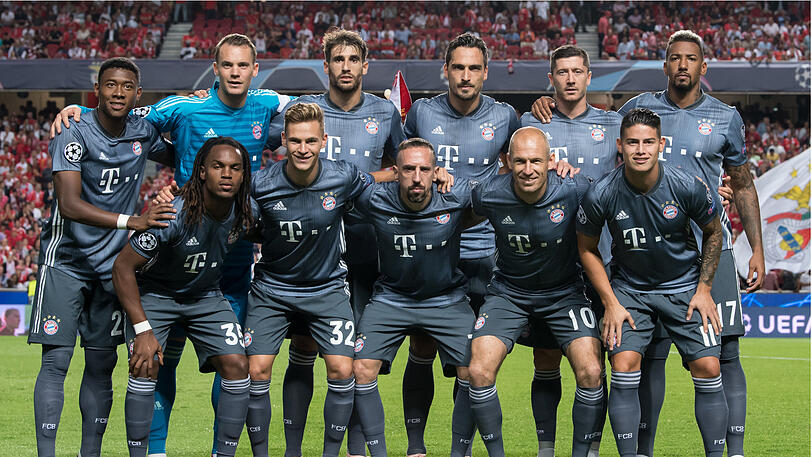 Erfolgreicher Champions-League-Auftakt für den FC Bayern: Die Münchner gewannen mit 2:0 bei Benfica Lissabon.