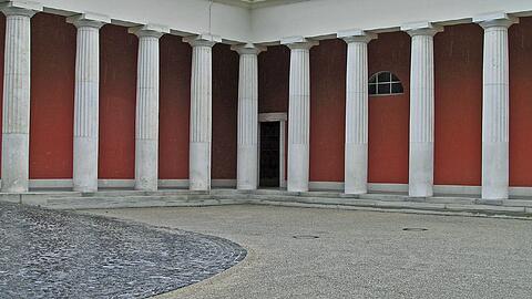 Die Aussegnungshalle am Ostfriedhof.