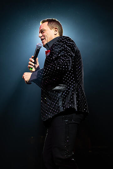 Gregor Glanz beim Auftritt.