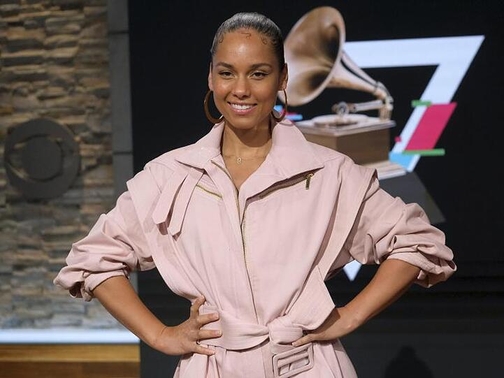 "Meine Mutter war alleinerziehend. Sie ist unglaublich", sagt Sängerin Alicia Keys.