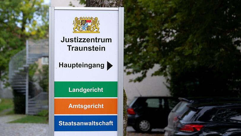 Ermittler aus Traunstein waren an der Aktion beteiligt. (Symbolbild) Ermittler aus Traunstein waren an der Aktion beteiligt. (Symbolbild)