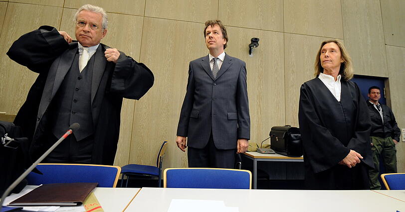Wegen Vergewaltigung angeklagt: Jörg Kachelmann vor dem Mannheimer Landgericht.