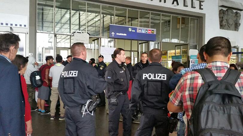 Die Lage am Hauptbahnhof ist am Mittwochmorgen deutlich entspannter als gestern.