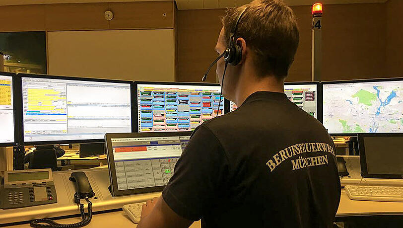 Die Integrierte Leitstelle der Feuerwehr München konnte die Rettung der Berliner Seniorin veranlassen. Die Integrierte Leitstelle der Feuerwehr München konnte die Rettung der Berliner Seniorin veranlassen.