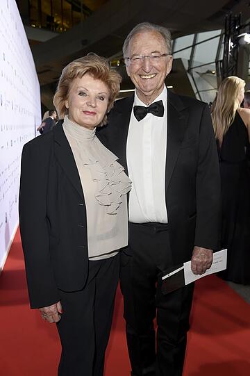 Robert Schweizer und Frau