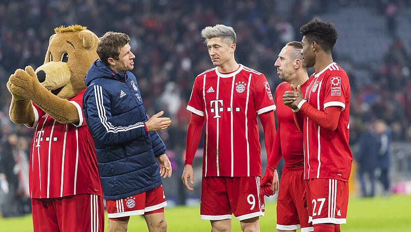 Thomas Müller, David Alaba und Franck Ribery feiern beim 3:1-Sieg gegen Hannover ihre Rückkehr. Thomas Müller, David Alaba und Franck Ribery feiern beim 3:1-Sieg gegen Hannover ihre Rückkehr.