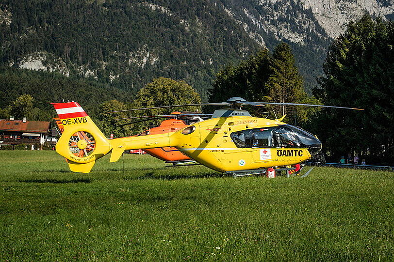 Auf der B20 bei Bayerisch Gmain kollidierten die beiden Motorräder frontal.