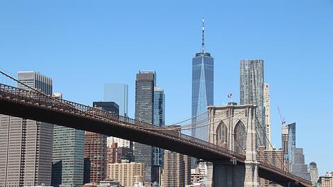 Die Brooklyn Bridge in New York wurde am Abend zum Unglücksort. (Archivbild)