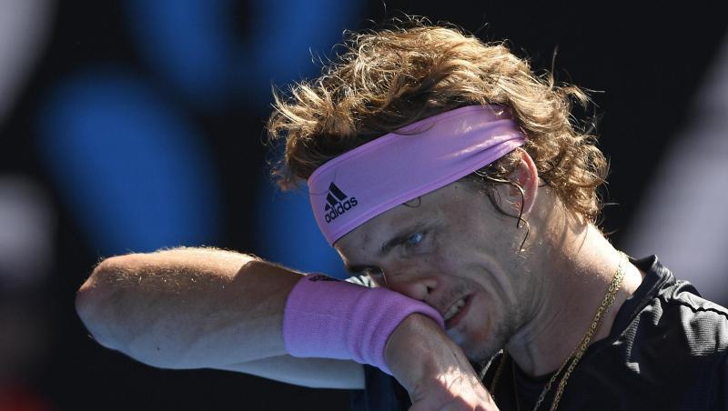 Zverev unterlag Fognini überraschend klar. Zverev unterlag Fognini überraschend klar.