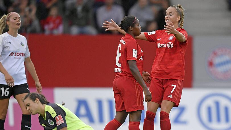 Die Frauen des FC Bayern München schlagen den 1.FFC Frankfurt.