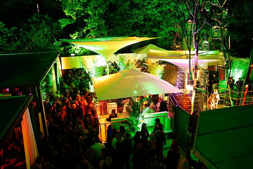 Das P1 öffnet die Terrasse: Die Bilder von der Opening-Party.