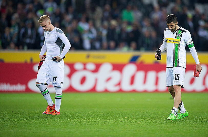 Alvaro Dominguez (r.) muss seine Karriere mit 27 Jahren beenden.