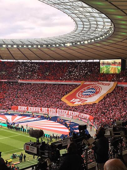 Bild mit Unterschrift