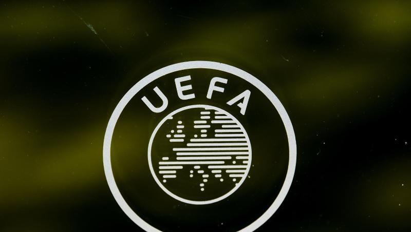 UEFA in Kontakt mit zwölf EM-Gastgebern: Gleicher Spielplan als Ziel. UEFA in Kontakt mit zwölf EM-Gastgebern: Gleicher Spielplan als Ziel.