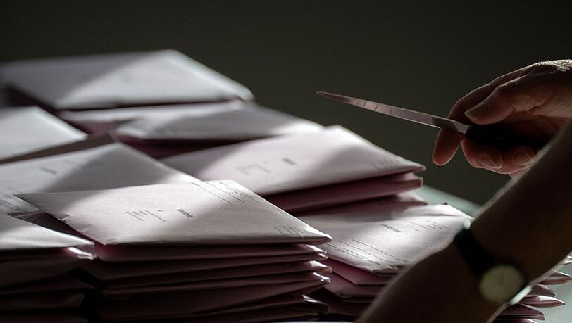 Die Stichwahl hat sehr unterschiedliche Ergebnisse hervorgebracht. Die Stichwahl hat sehr unterschiedliche Ergebnisse hervorgebracht.