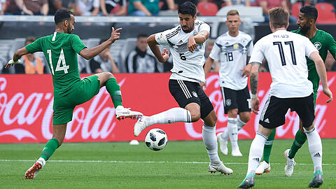 "In der zweiten Hälfte haben wir alles vermissen lassen", kritisiert Routinier Sami Khedira nach dem 2:1 gegen Saudi-Arabien.