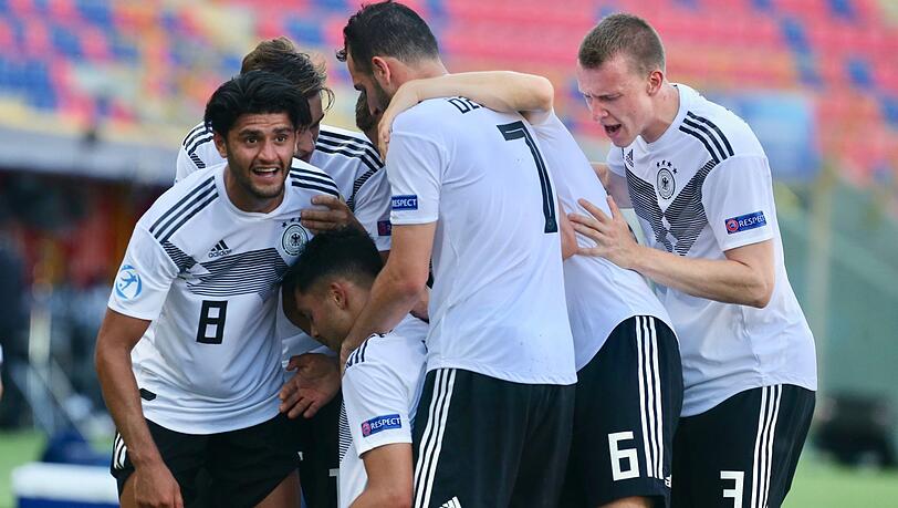 Mit Powerfußball ins EM-Endspiel: Die deutsche U21 trifft am Sonntag auf Spanien. Mit Powerfußball ins EM-Endspiel: Die deutsche U21 trifft am Sonntag auf Spanien.