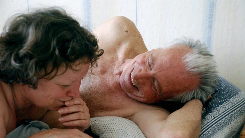 Der Kinofilm"Wolke 9" zeigt, was manchmal ein Tabuthema ist: Auch alte Menschenhaben Sex.