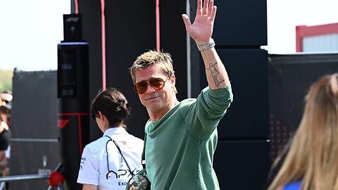 Brad Pitt heizt das Formel-1-Fahrerlager in Ungarn auf.