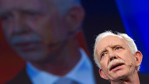 Pilot Chesley Sullenberger wurde nach dem "Wunder vom Hudson" als Held gefeiert. (Archivbild)
