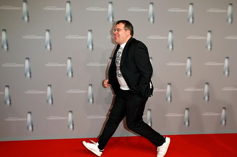 Wer erfolgreich sein m&ouml;chte, muss Elton bei Fragen rund um Film und Fernsehen schlagen.