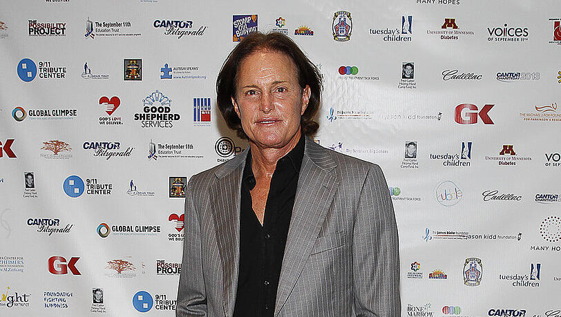 Bruce Jenner war am Wochenende in einen schweren Autounfall verwickelt Bruce Jenner war am Wochenende in einen schweren Autounfall verwickelt