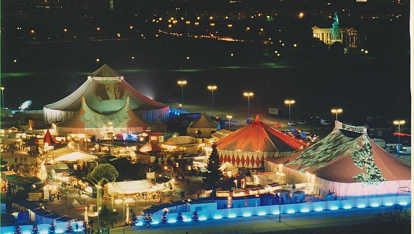 Rekordverdächtige 890000 Besucher kamen zum Sommer-Tollwood. Rekordverdächtige 890000 Besucher kamen zum Sommer-Tollwood.