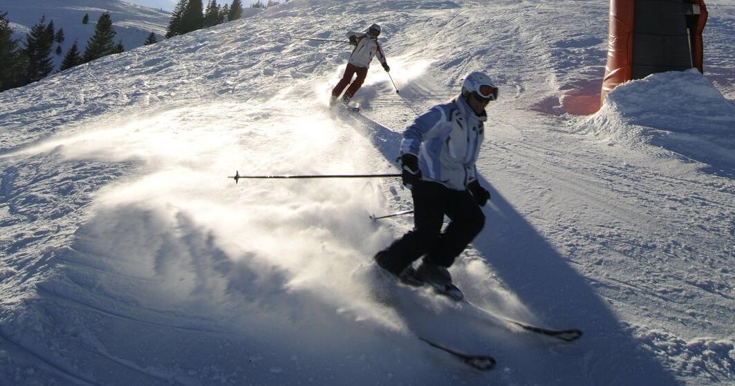 Skifahren-in-den-M-nchner-Hausbergen-Mit-dem-MVV-stressfrei-auf-die-Piste