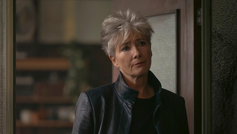 Die Apple-TV-Serie "Down Cemetery Road" mit Emma Thompson wird verlängert. Die Apple-TV-Serie "Down Cemetery Road" mit Emma Thompson wird verlängert.