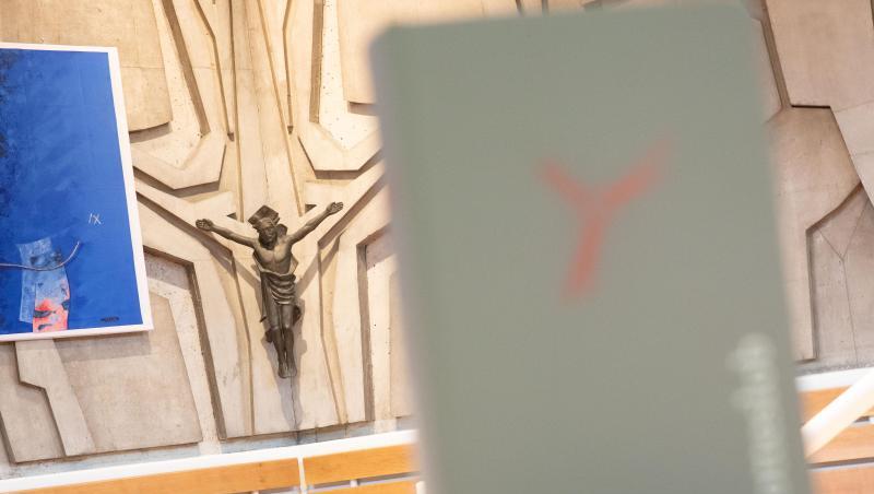 Zum Auftakt der Konferenz hatte der Vorsitzende, der Münchner Kardinal Reinhard Marx, gesagt, dass in den Bistümern intensiv an der Förderung von Frauen gearbeitet werden müsse. Zum Auftakt der Konferenz hatte der Vorsitzende, der Münchner Kardinal Reinhard Marx, gesagt, dass in den Bistümern intensiv an der Förderung von Frauen gearbeitet werden müsse.