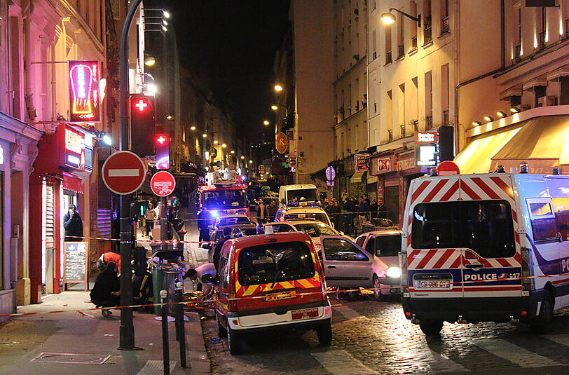 Schüsse, Explosionen, Tote und Verletzte: die Bilder von der verheerenden Anschlagsserie in Paris.