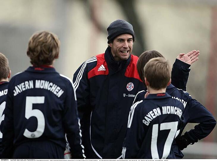 Er lernte als Jugentrainer der U13, ab Sommer wird Mehmet Scholl wieder U23-Coach in der Regionalliga.