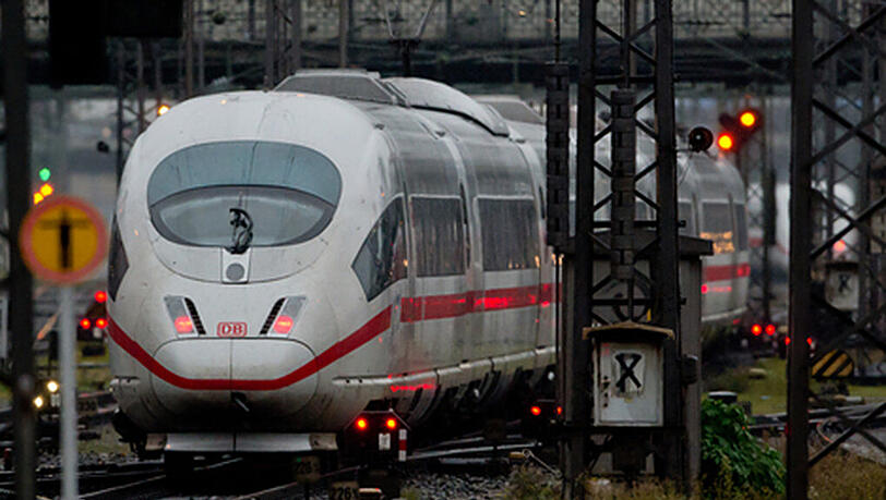 Trotz Streikende läuft der Bahnbetrieb noch nicht zu 100 Prozent. Trotz Streikende läuft der Bahnbetrieb noch nicht zu 100 Prozent.