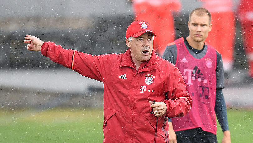 Bayern-Coach Carlo Ancelotti lässt acht Bayern-Stars zuhause von der USA-Reise. Bayern-Coach Carlo Ancelotti lässt acht Bayern-Stars zuhause von der USA-Reise.