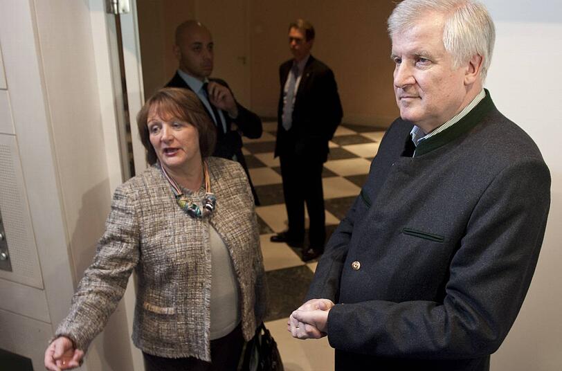 Mühsam hatten sich FDP-Chefin Sabine Leutheusser-Schnarrenberger und CSU-Chef Horst Seehofer auf einen Kompromiss zu den Studiengebühren geeinigt. Die Jungliberalen machen da nicht mit.