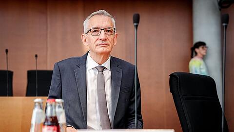 BND-Präsident Martin Jäger warnt vor einer Eskalation mit Russland: "Wir stehen schon heute im Feuer."