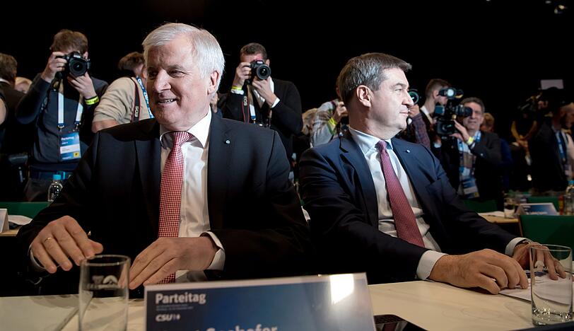 Der CSU-Vorsitzende und bayerische Ministerpräsident Horst Seehofer und der bayerische Finanzminister Markus Söder.
