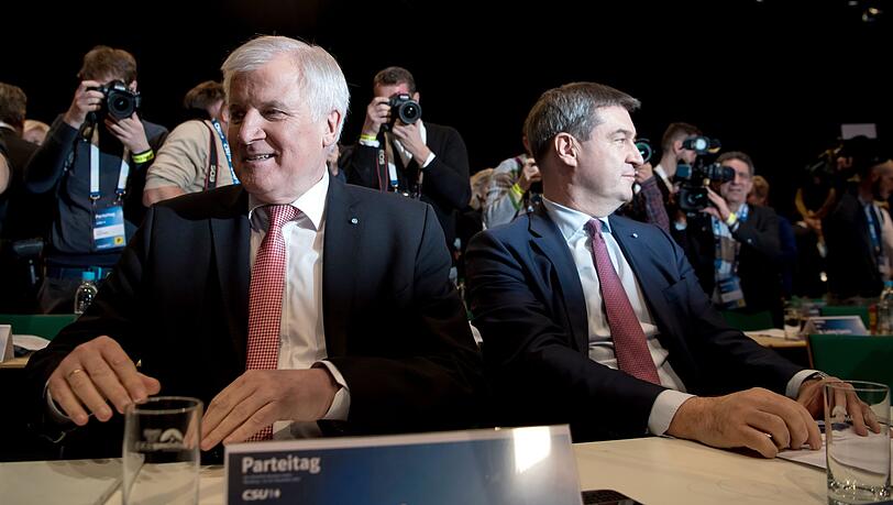 Der CSU-Vorsitzende und bayerische Ministerpräsident Horst Seehofer und der bayerische Finanzminister Markus Söder. Der CSU-Vorsitzende und bayerische Ministerpräsident Horst Seehofer und der bayerische Finanzminister Markus Söder.