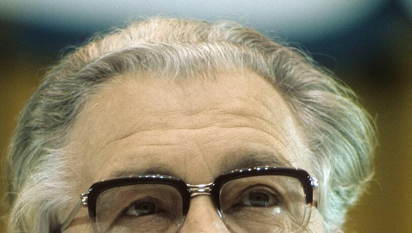 Landtagspräsident Rudolf Hanauer warnt 1970 im Landtag: "Nicht zum Tummelplatz verbrecherischer Elemente werden."