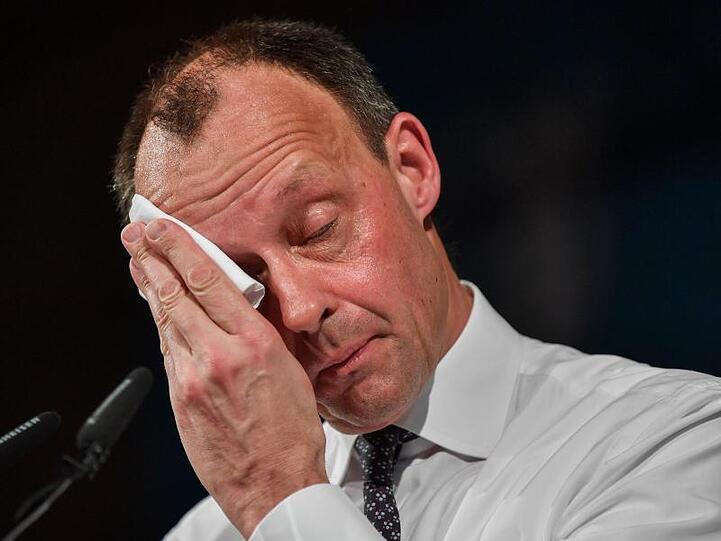 Friedrich Merz, ehemaliger Vorsitzender der CDU/CSU-Fraktion im Bundestag, hat sich mit dem neuartigen Coronavirus angesteckt.